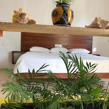 Casa Los Abuelos Isla Holbox Exterior photo